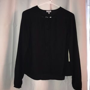 Black Keyhole Long Sleeve